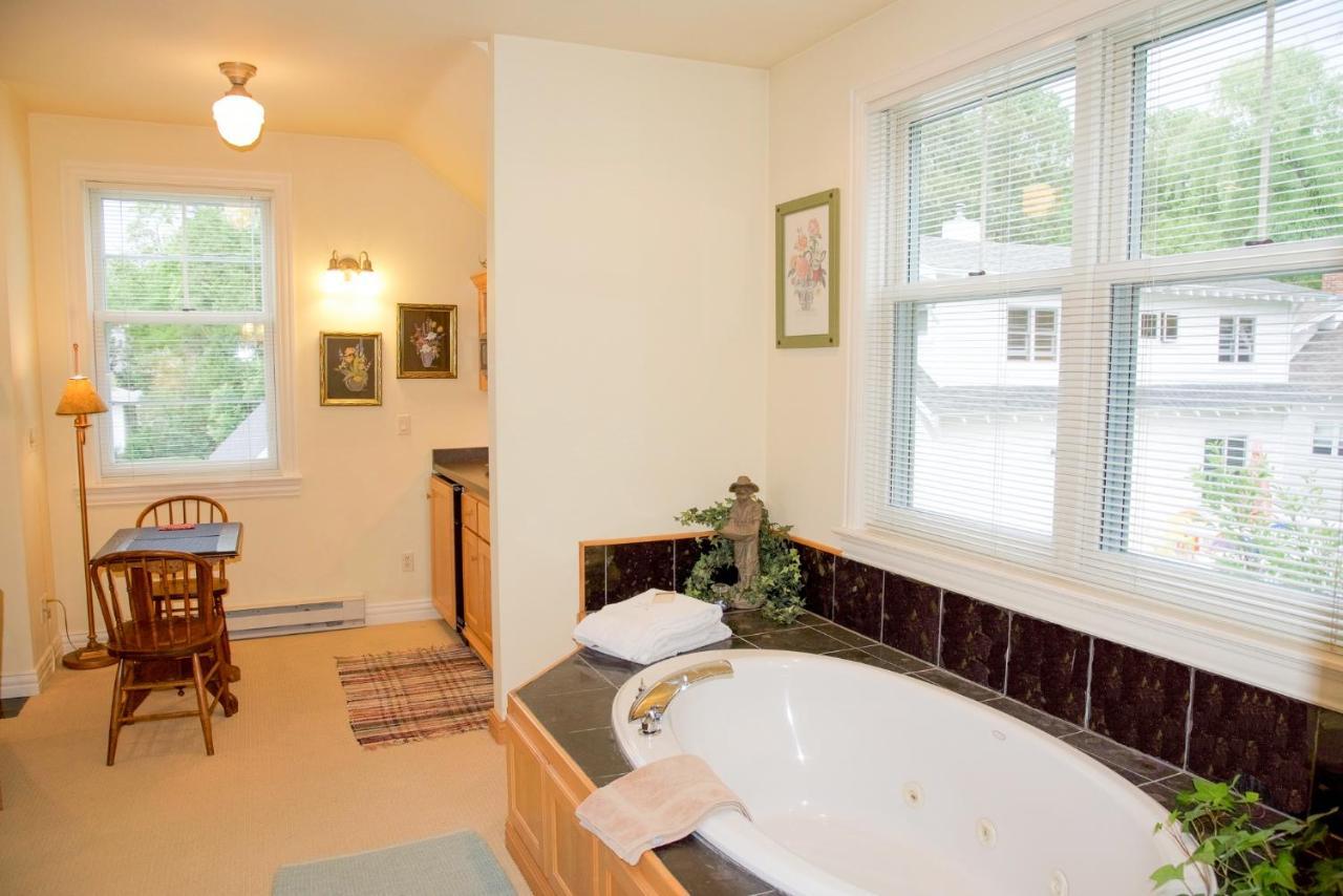 The Lodgings At Pioneer Lane Ифрейм Екстериор снимка