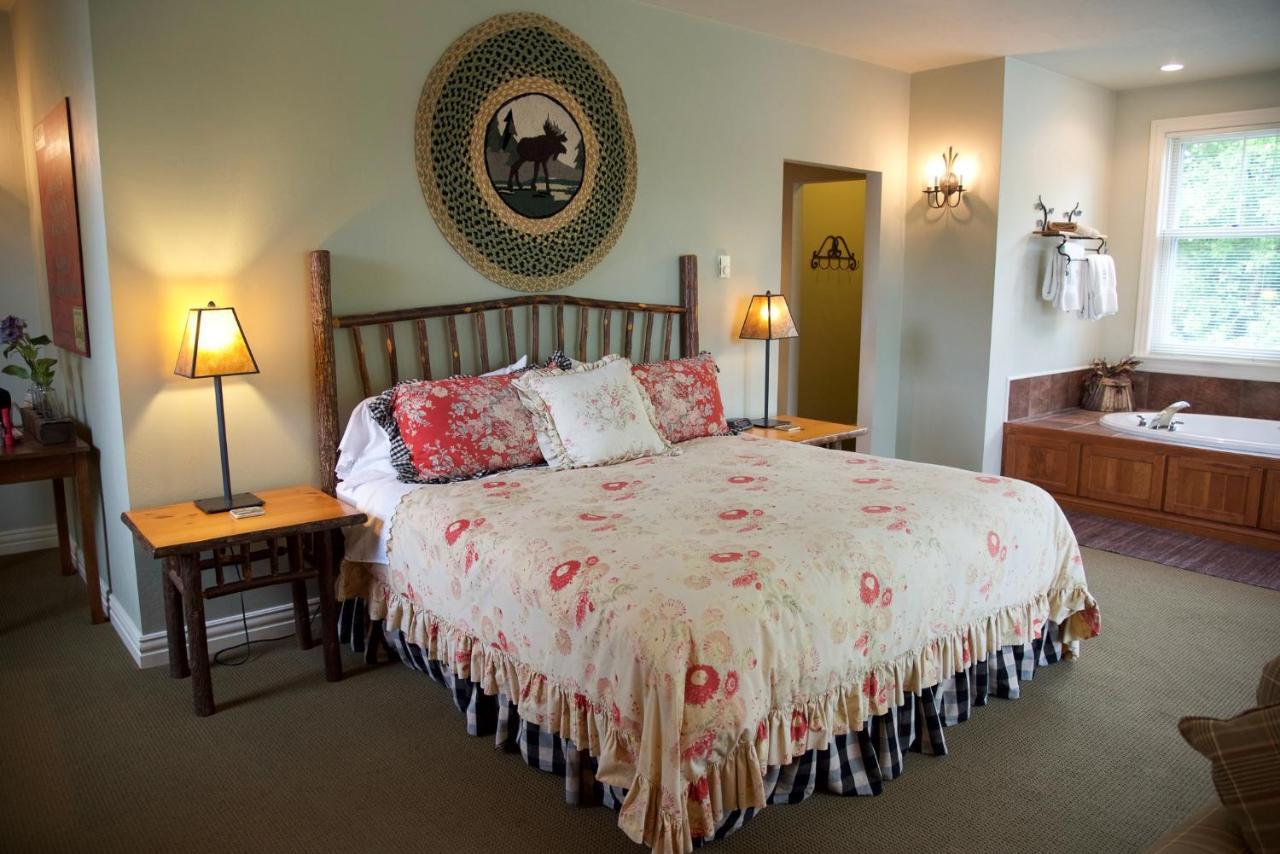 The Lodgings At Pioneer Lane Ифрейм Екстериор снимка